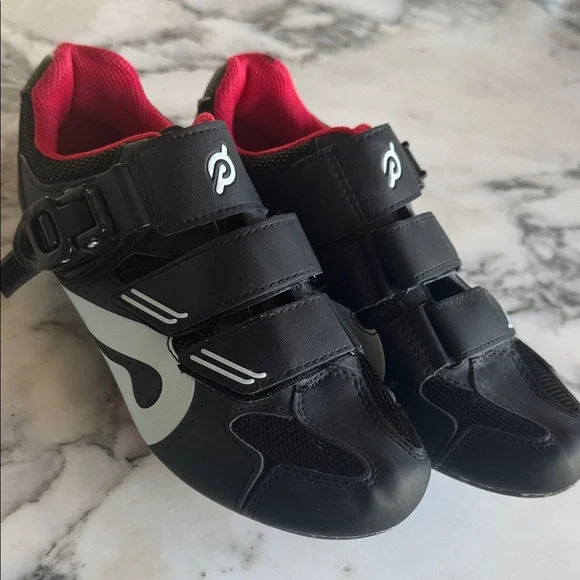Peloton Black and Red Cycling Shoes - Picture 2 of 14